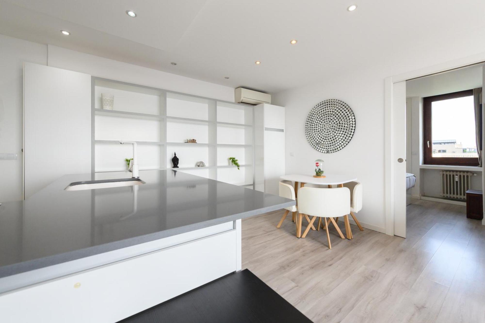 Perfect Getaway In 1-bedroom Temporary Mpi27613 * Madrid