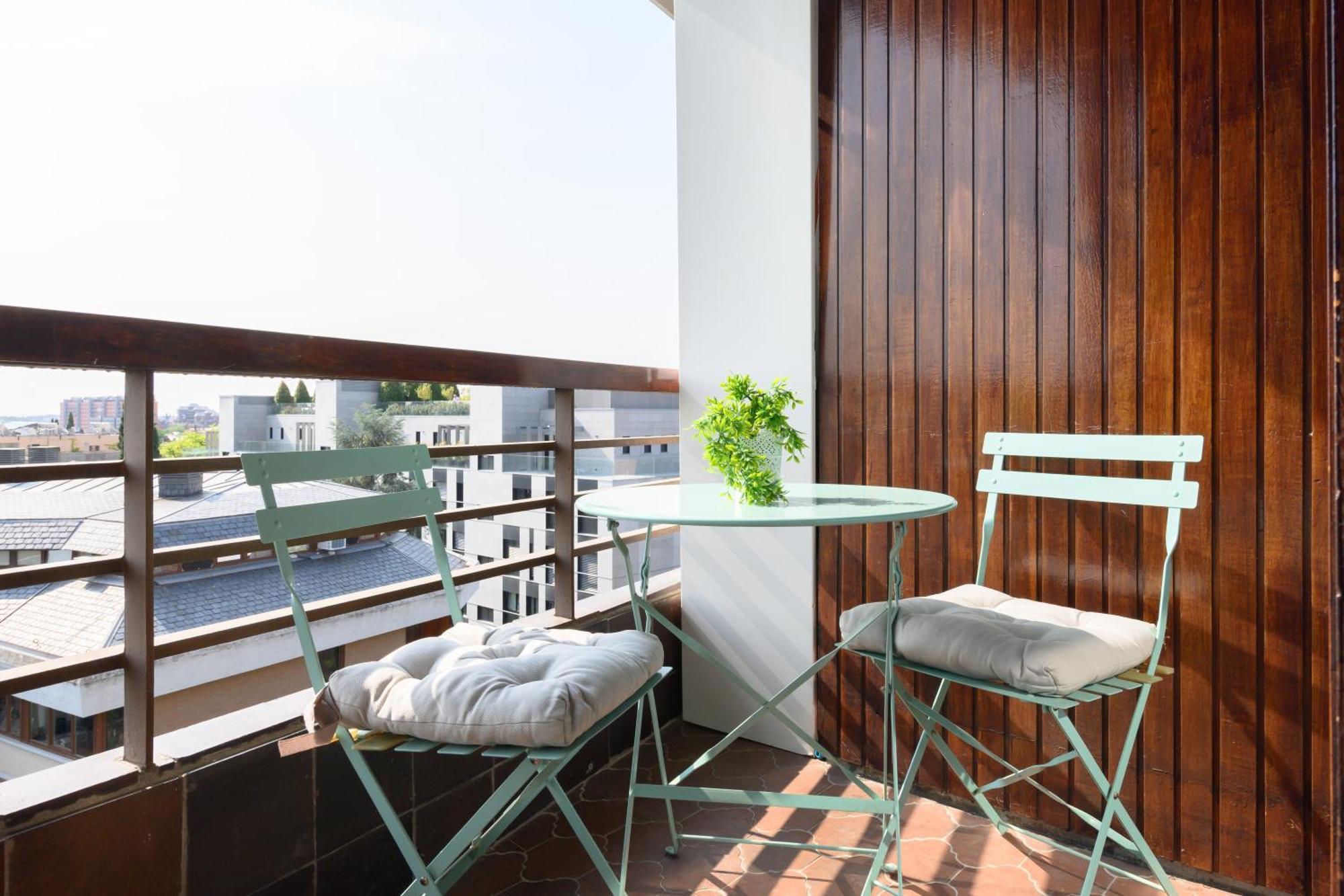 Perfect Getaway In 1-bedroom Temporary Mpi27613 Madrid