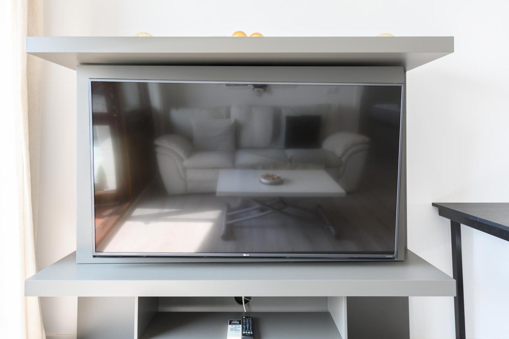 Perfect Getaway In 1-bedroom Temporary Mpi27613 Madrid