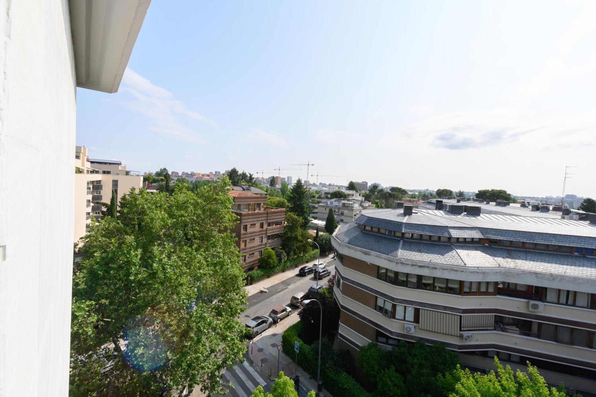 Perfect Getaway In 1-bedroom Temporary Mpi27613 Appartement