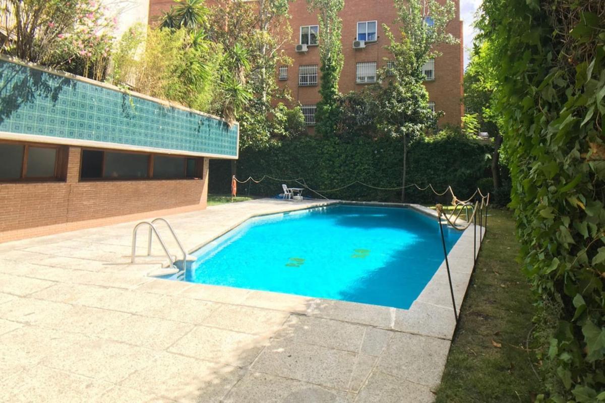 Perfect Getaway In 1-bedroom Temporary Mpi27613 Appartement